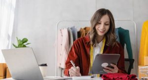 How Can Someone Develop an Entrepreneurial Mindset?